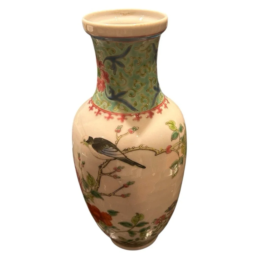 Chinese Porcelain Vase Famille Rose Qing Or Republic Period Export Style (TWO)